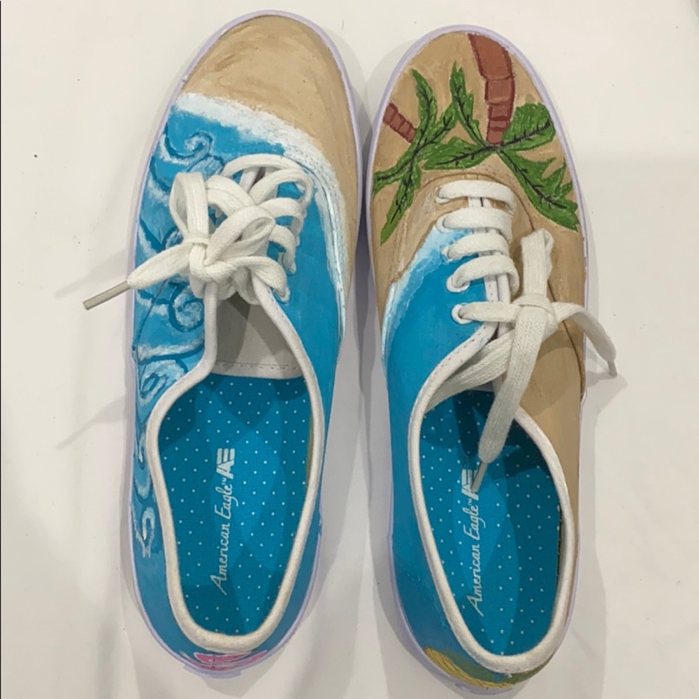 Comfy beachy sneakers